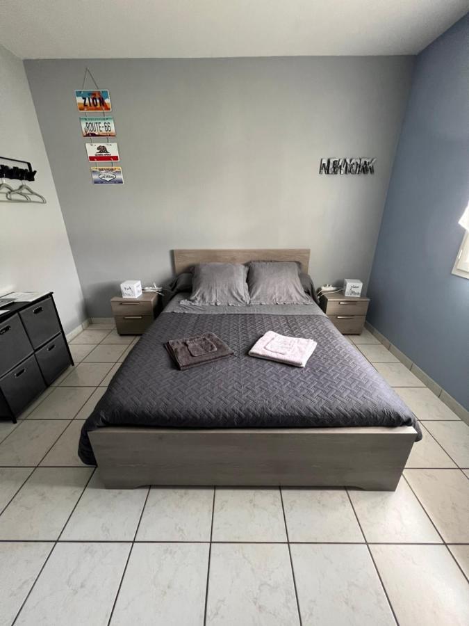 Chambres D'Hotes Chez Florence Montmerle-sur-Saone Exterior photo
