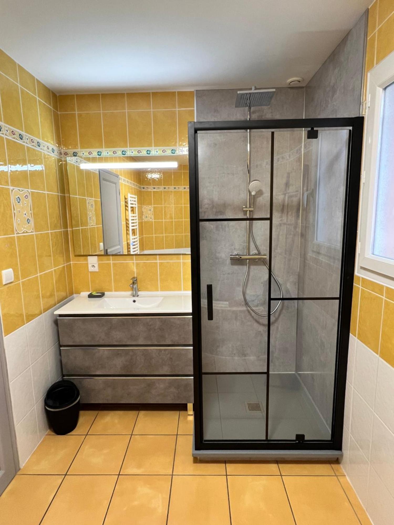 Chambres D'Hotes Chez Florence Montmerle-sur-Saone Exterior photo